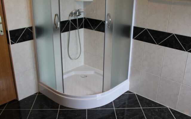 Apartment Radovic Ive