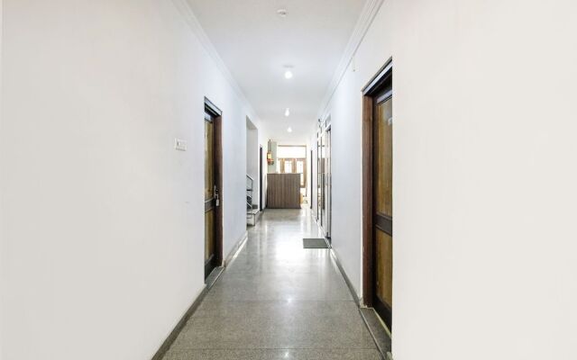 OYO 26454 City Star Hotel & Restaurant