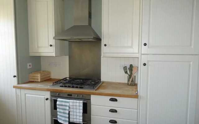 2 Bedroom Maisonette in Shoreditch