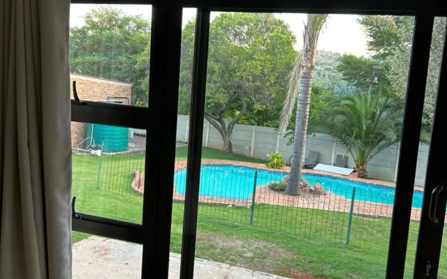 Hillsview, Roodepoort