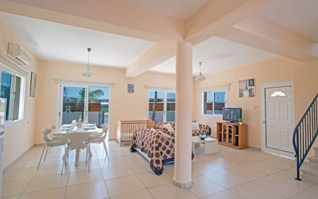 Cyprus Villa Malama 8 Gold