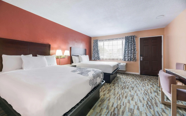 Rodeway Inn Modesto near Downtown