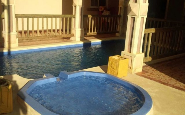 Villa With 6 Bedrooms in Flic en Flac, With Private Pool, Terrace and
