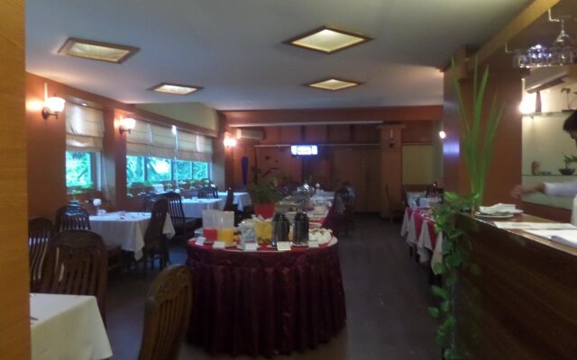 Hotel Halpin
