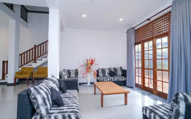 OYO 456 Owinmo Hotel & Reception Hall