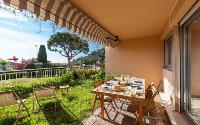 2 BDR Villefranche-sur-Mer Sea View Parking and Swimming Pool