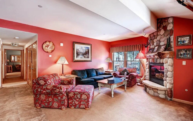 Jackpine & Black Bear Condos