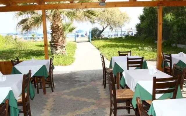 Armonia Beach Hotel