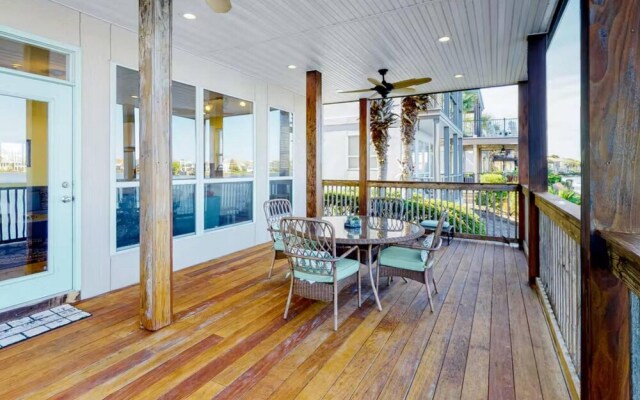 Destiny Beach Villa's 23A by Destin Getaways