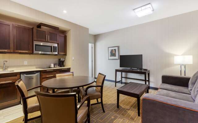 Best Western Plus Chateau Fort St. John