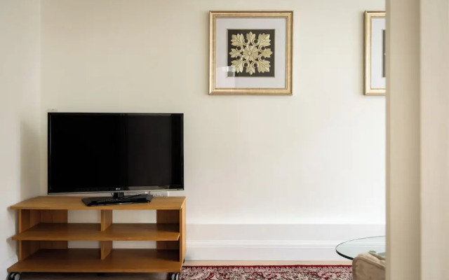 Picktheplace Kensington Lux Apartments