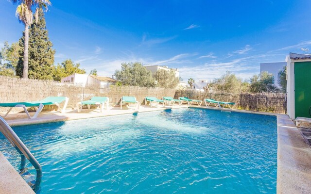 Porto Colom, Villa With Pool x 10 People