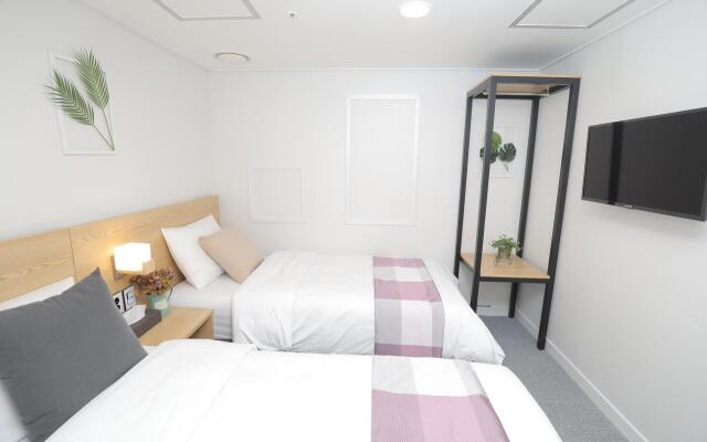 Line Hotel Myeongdong