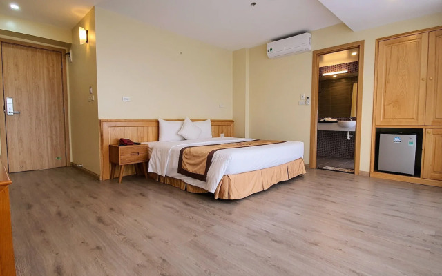 Queen Hotel Ninh Binh