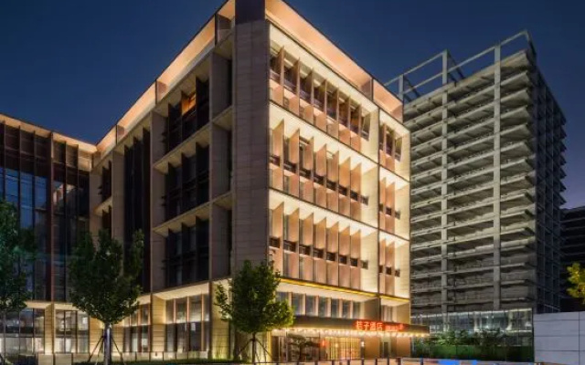 Orange Hotel (Beijing Changping Future Science City North Subway Station) – Exterior – Beijing