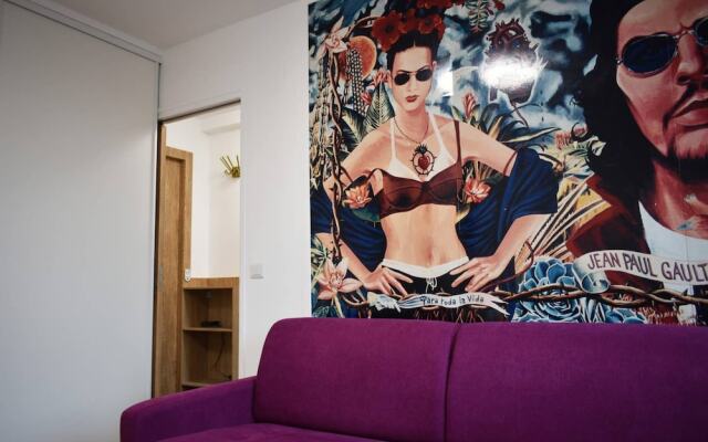 Beautiful and Bright Apartment in Paris 19th