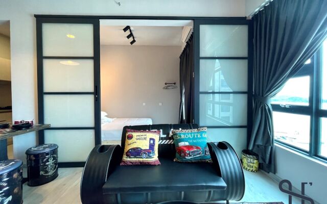 Homesuite' Home at Jesselton Quay