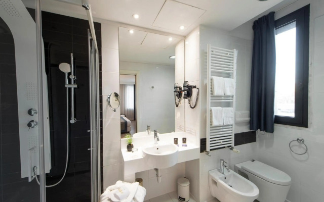 NEO Hotel