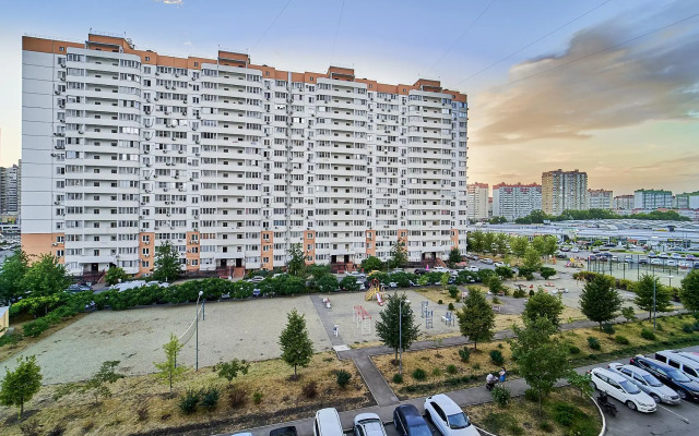 СУТКИ В КРД на улице Генерала Трошева 17