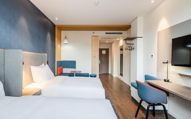 Holiday Inn Express Litang by IHG