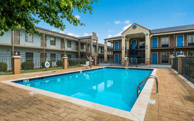 SureStay Plus Hotel by Best Western Jackson