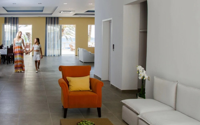Zeus Hotels Palm Beach