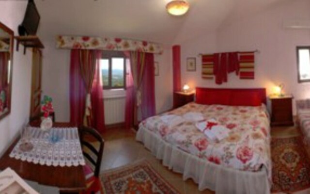 Paradise in Tuscany Villa Gelsomino for 810 People