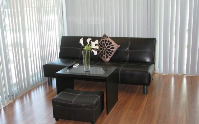 Hermosa Lofts