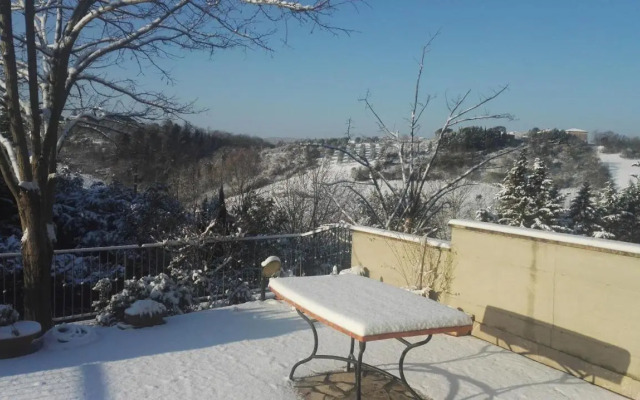 La Dolce Vita studio with free private parking