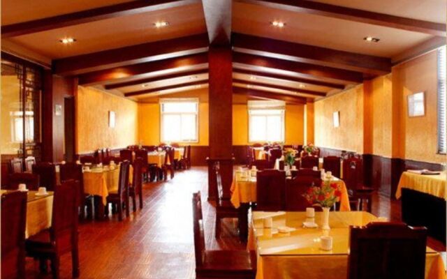 Rongju Hotel Shangri-La