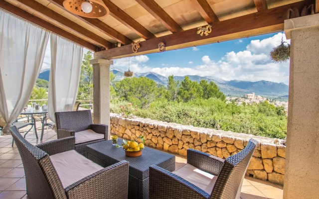 Villa in Mallorca With Private Pool