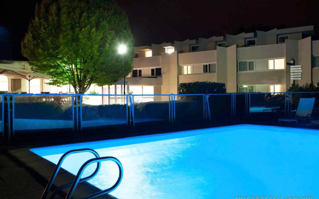 Novotel Fontainebleau Ury