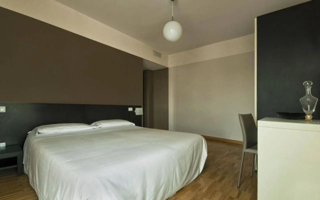 Vialeromadodici Rooms & Apartments