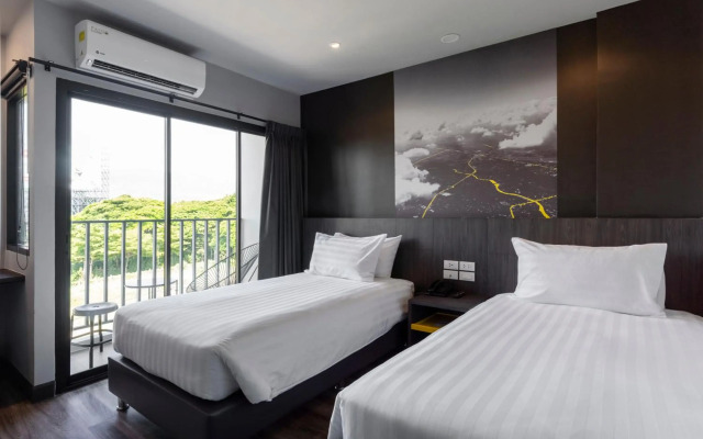 Sleep Mai Airport Lifestyle Hotel