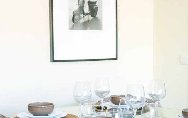 Liiiving In Porto – Boavista Sunny Apartment