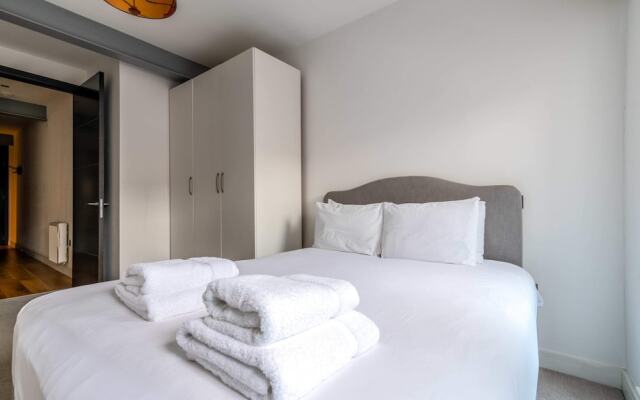 Trendy Elephant and Castle Home