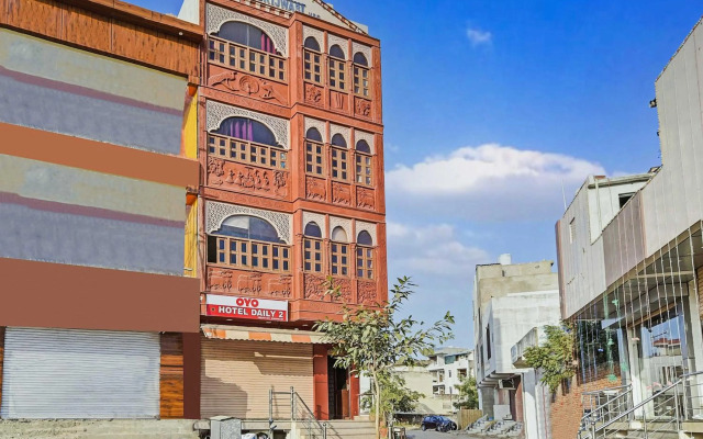 OYO Flagship 80582 Hotel Daily 2