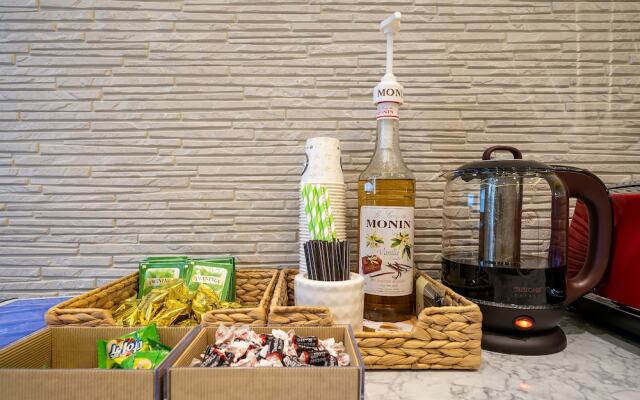 Suwon City Hall Station Hotel Azit