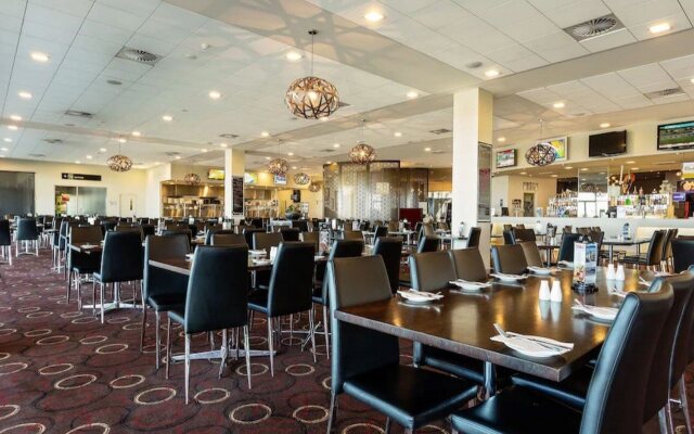 Mantra Melbourne Melton