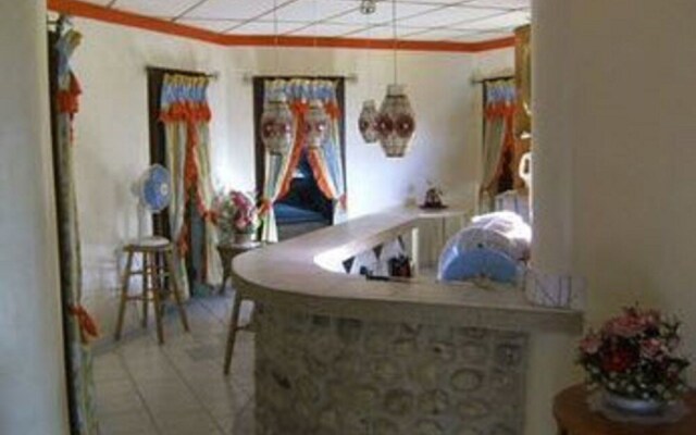 El Paradiso Resort