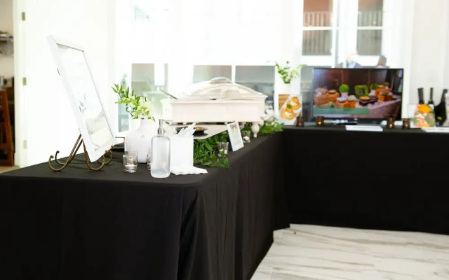 The Colonial Inn, an Ascend Collection Hotel