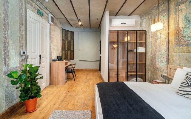 Urban Quarters - Büklü Han