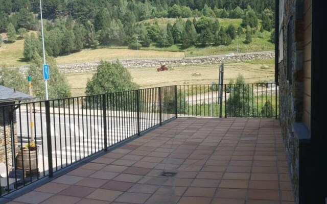 Apartment With 3 Bedrooms In Canillo With Terrace And Wifi