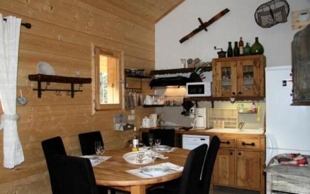 Chalet 7 Pers. Avec Piscine Commune 69020