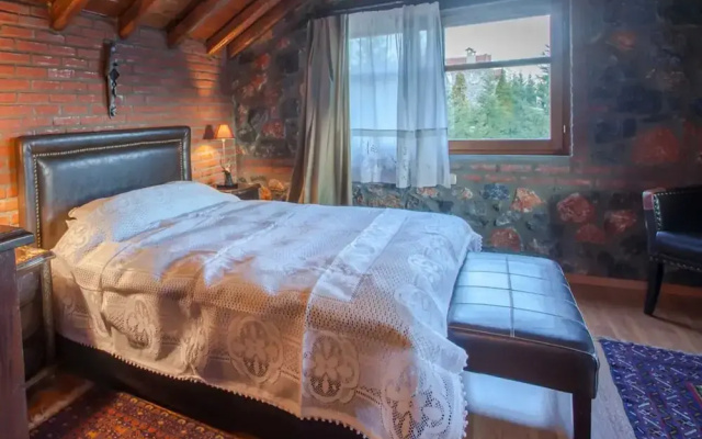 Traditional Holiday Home in Pella with Garden