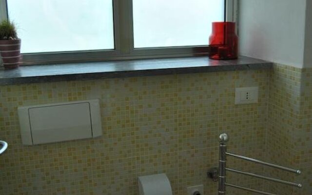 Mondello Home Hostel