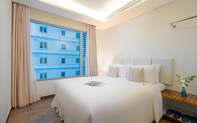 A La Carte Da Nang Beach – Guest Rooms – Da Nang
