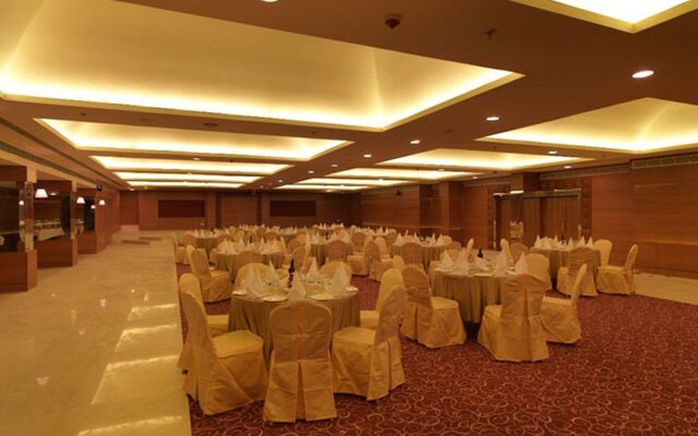 Royal Orchid Central