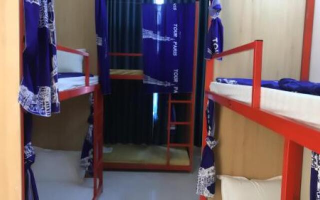 Felice Hostel