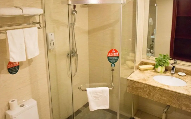 GreenTree Inn GuangDe County ZhongYang LeCheng Hotel
